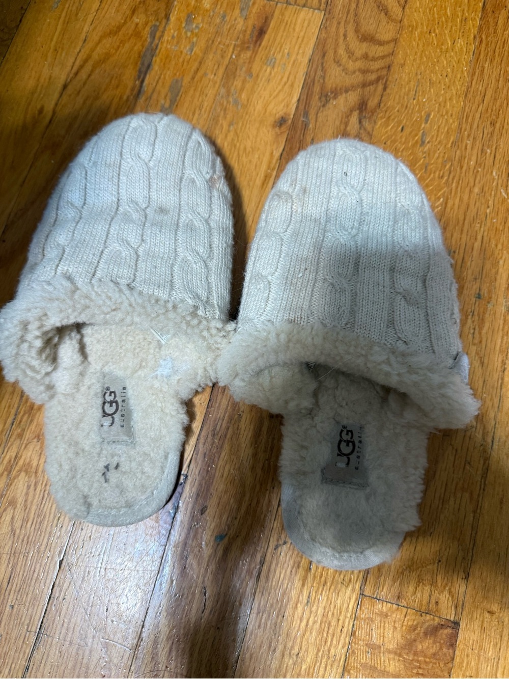 UGG Kids Cream Cable Knit Slip-On Slippers